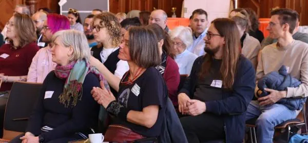 Foto vom Publikum beim Vereinsforum