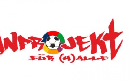 Das Logo des Fanprojekts: Rote Schrift auf wei&szlig;em Hintergrund. Das O in Projekt ist ein Fu&szlig;ball.