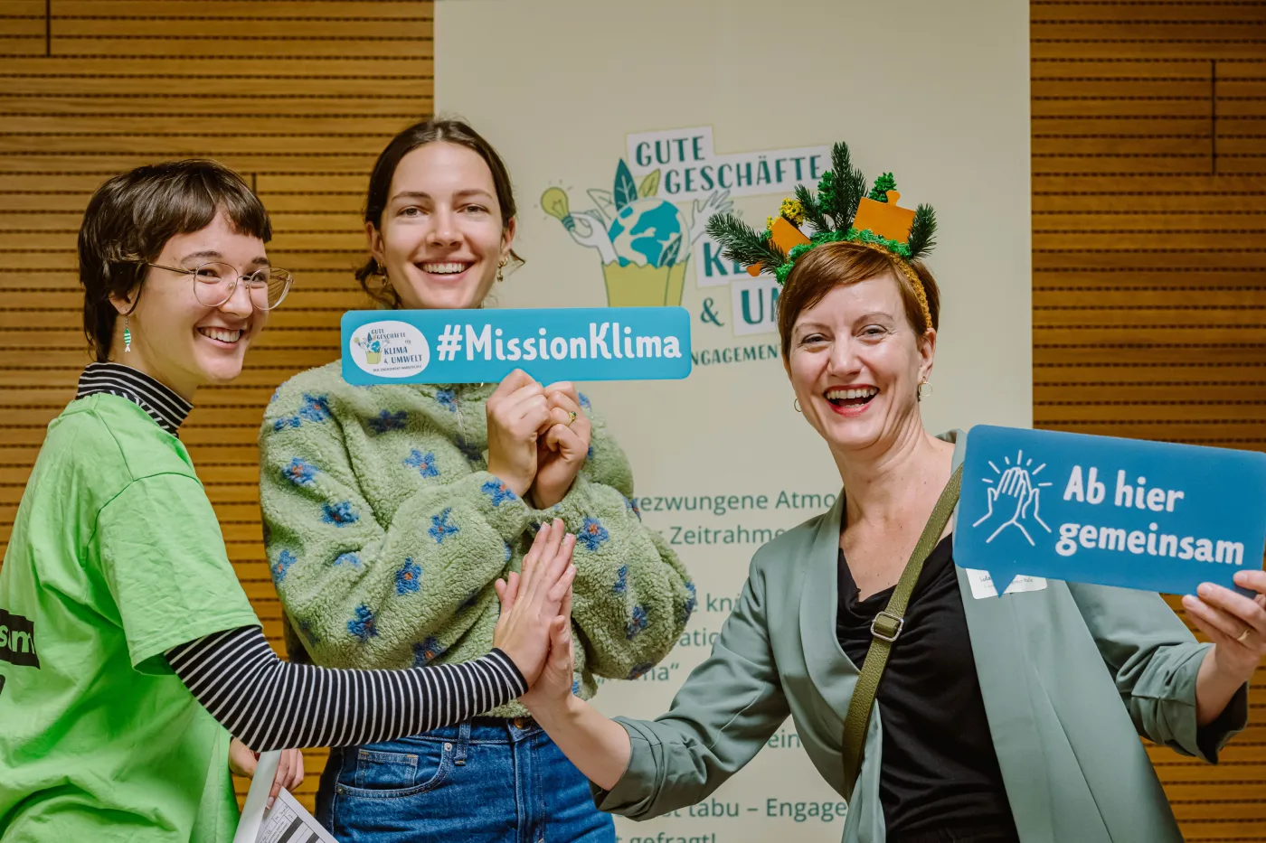 Impressionen Klimamarktplatz 2025 - 3 fr&ouml;hliche Frauen