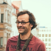 149883_avatar_6_1032196.jpg